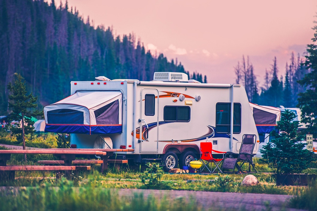 the pro's and con's of living in an RV