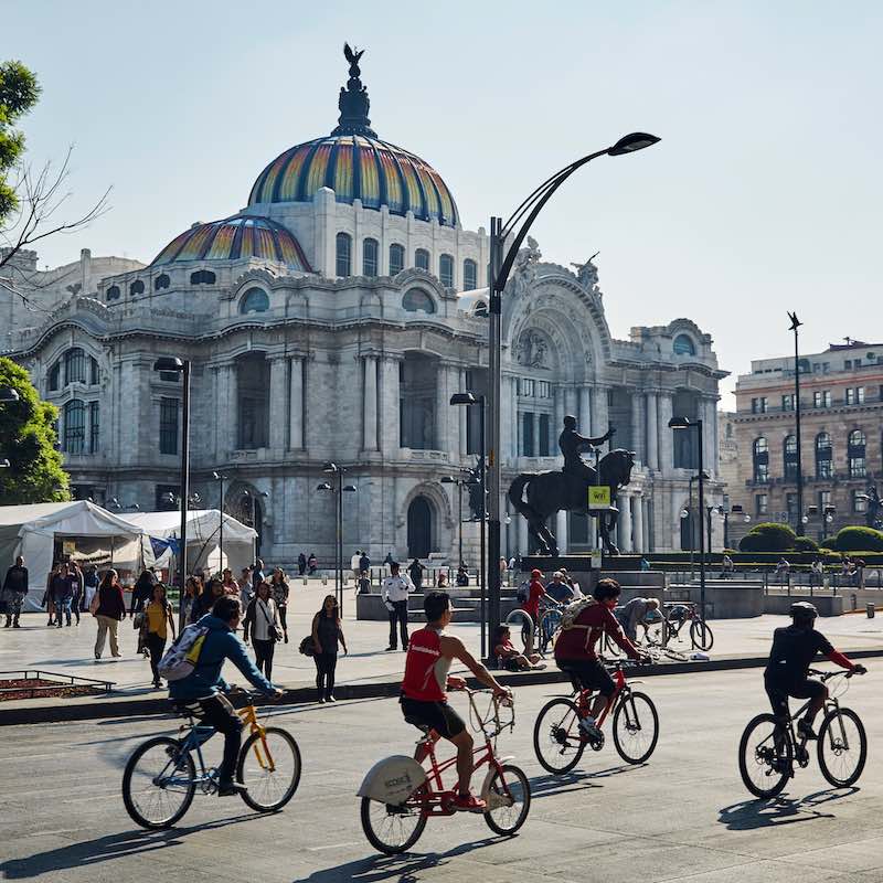 Mexico,City,,Cdmx,Mexico7-28-18,People,Riding,Bicycles,In,Front,Of