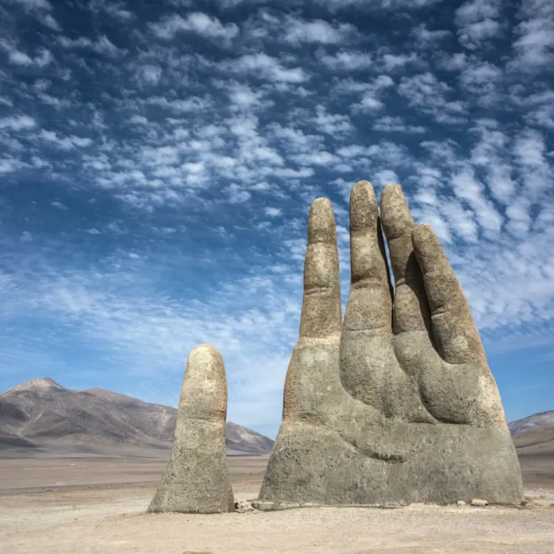 hand sculpture in chile