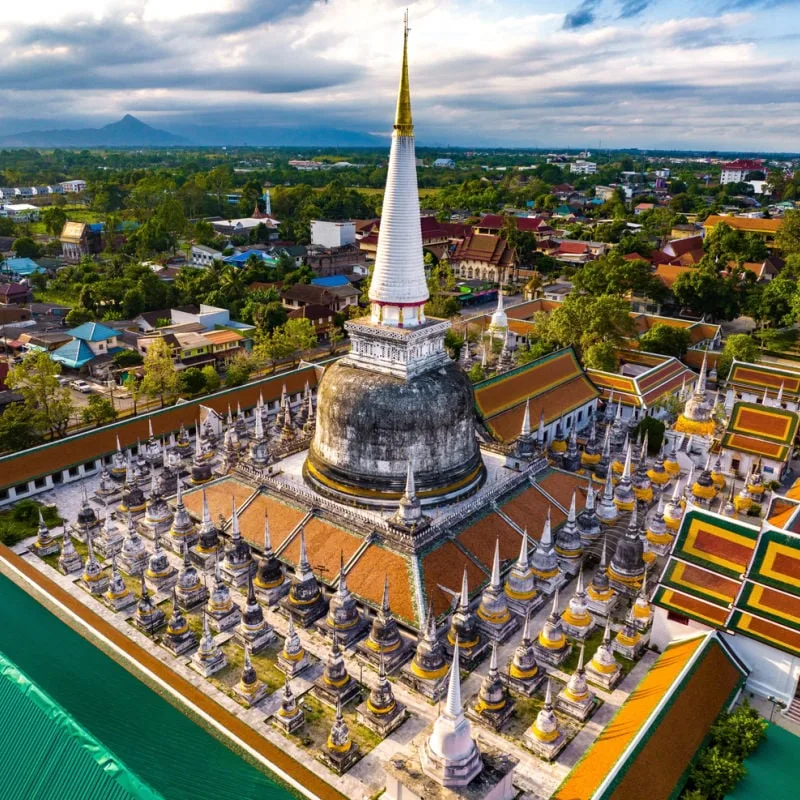 Wat Phra Mahathat temple